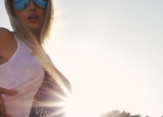 The Correct Amount of Summer Vibes with Karolina Witkowska