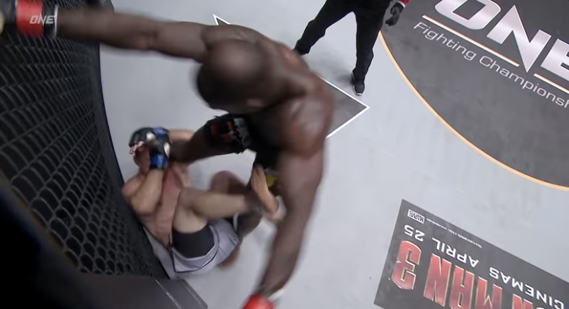 This Fight Was Total Madness!