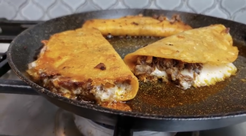 Birria Quesa Tacos