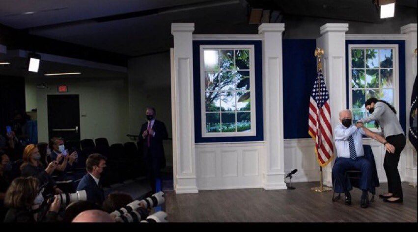 Meme Roundup – Fake White House Edition