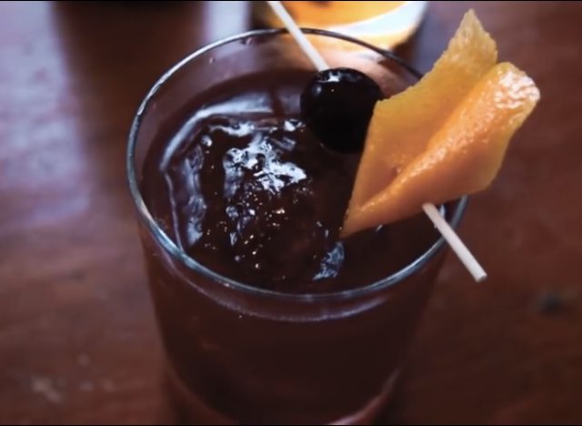 How to Make an Old Fashioned (and Not Look Like a Total Douche)