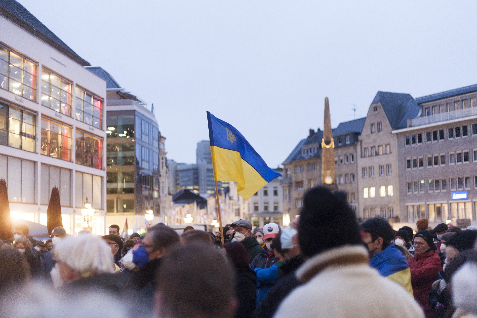 Russia vs Ukraine Updates. Spotlight on the Morons!