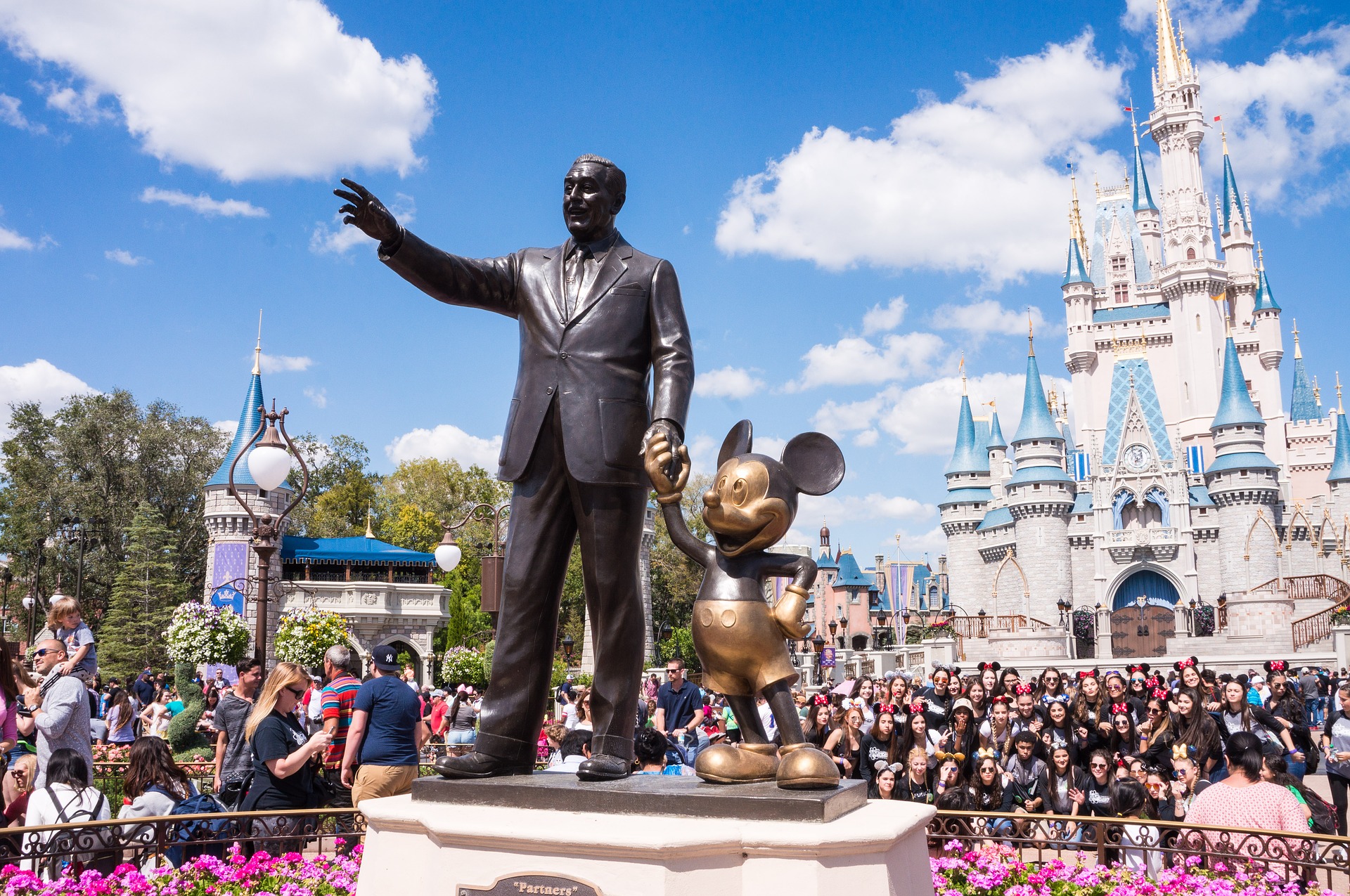 Libertarians Skewer Political Disneylands