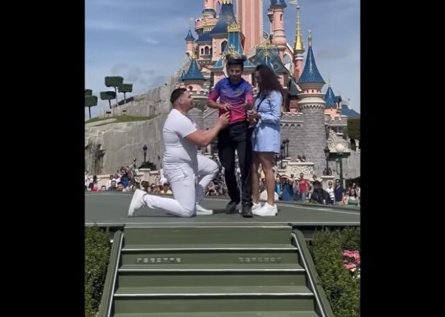 Disney employee ruins marriage proposal AND takes the ring!