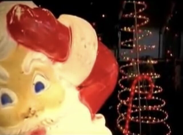 Christmas Brilliance! Robert Earl Keene’s Merry Christmas from the Family (Video)