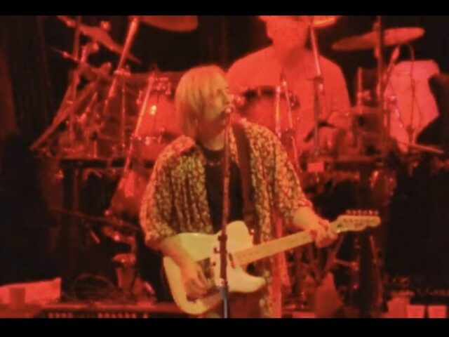Tom Petty – Christmas All Over Again. An underrated holiday jam! (video)