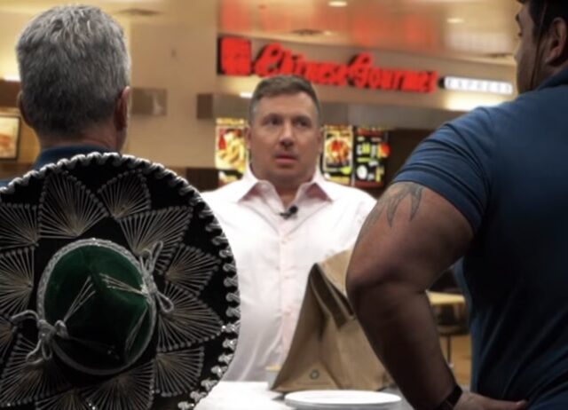Donation Shaming at the Food Court. New from That Show Tonight (Video)