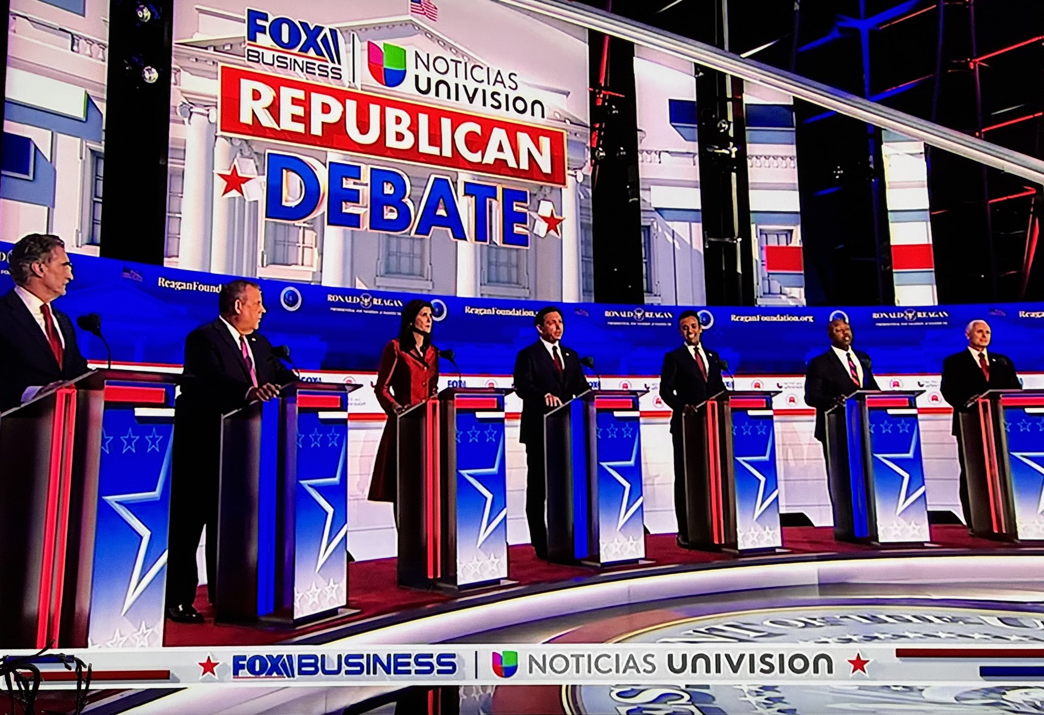 The harsh reality of GOP Debate number 2. It was shit.