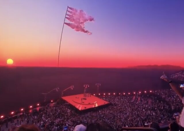 This video from INSIDE The U2 show at The Sphere is everything we hoped. Cool AF! (video)