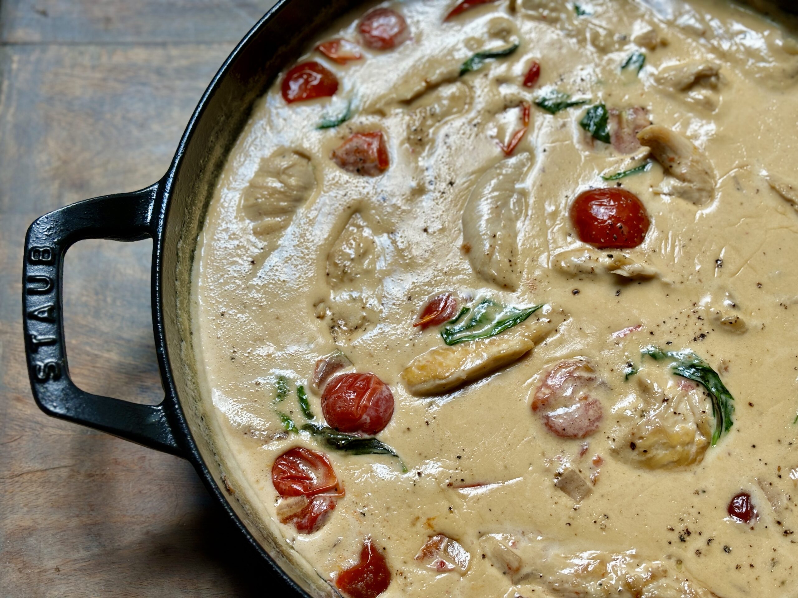 Dazzle family/friends with this quick, easy and impressive chicken in creamy white wine sauce