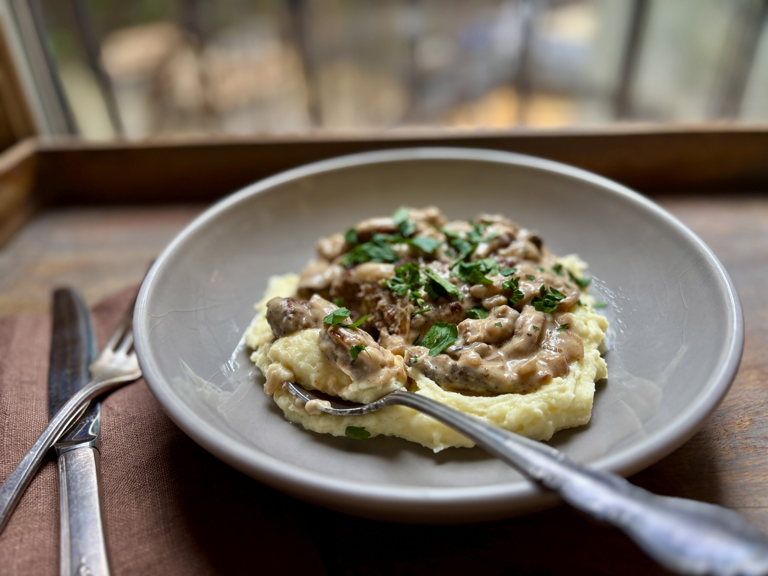 Move over hamburger helper, creamy hamburger steak with mushrooms and onions