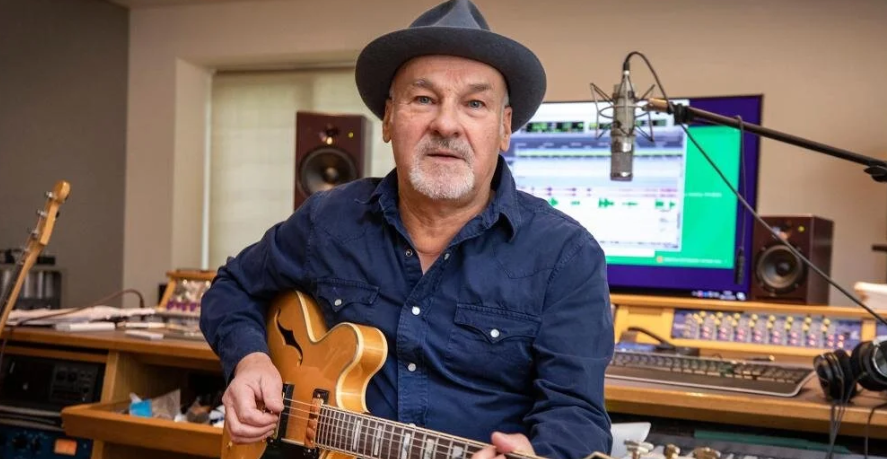 Sunday Jams – Paul Carrack