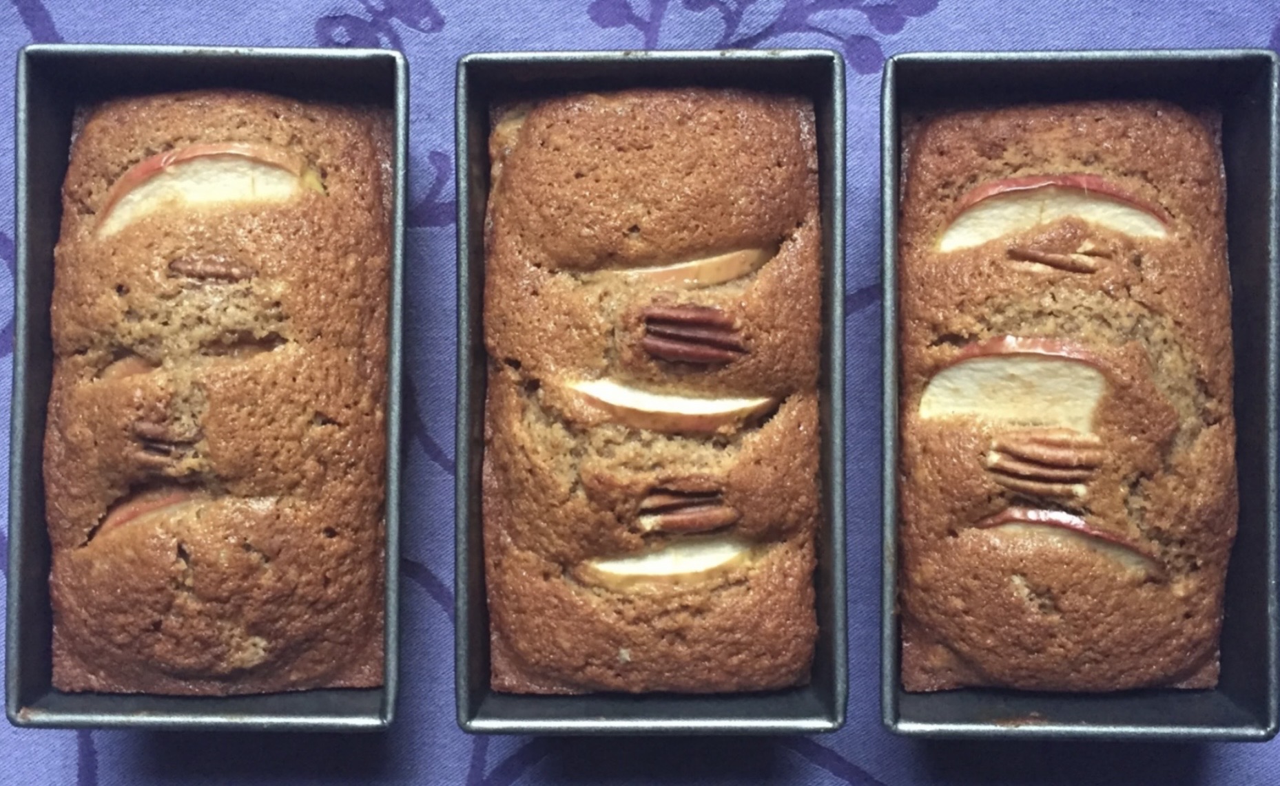 Apple pecan loaf