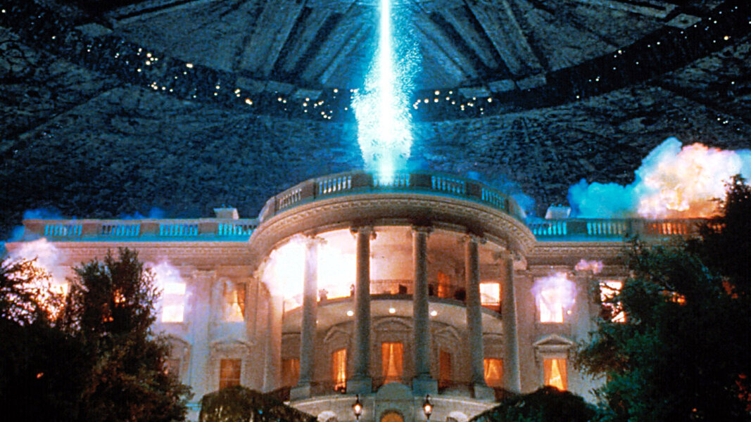 White House Ballroom construction reaction might be a teeny bit dramatic.