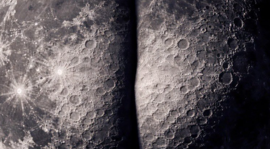 The Week in Memes – Full Moons and Empty Tombs Edition of TWIM!